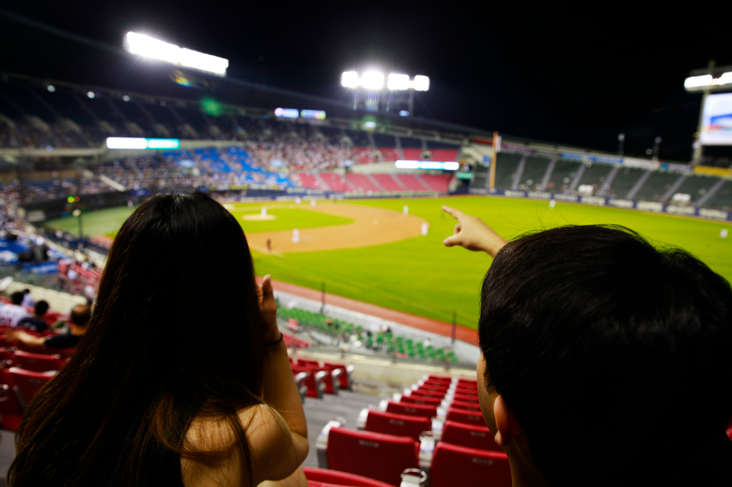 Watching Baseball in Seoul & Local Food Experience